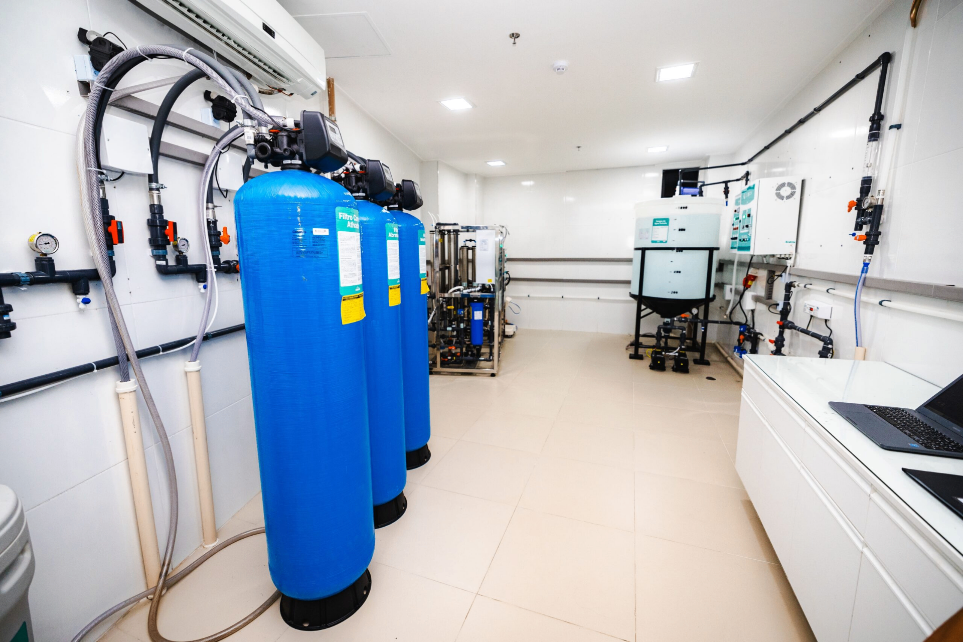 Sala de tratamento de água para diálise